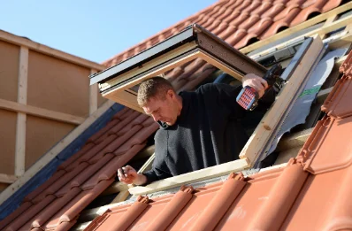 Pose de fenêtres de toit Velux à Marestaing